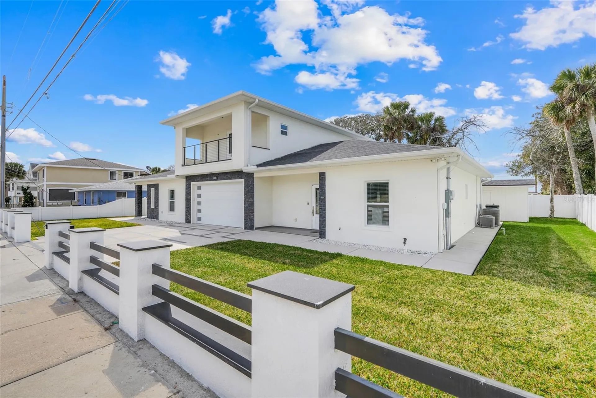 223 N Peninsula Drive Daytona Beach FL 32118
