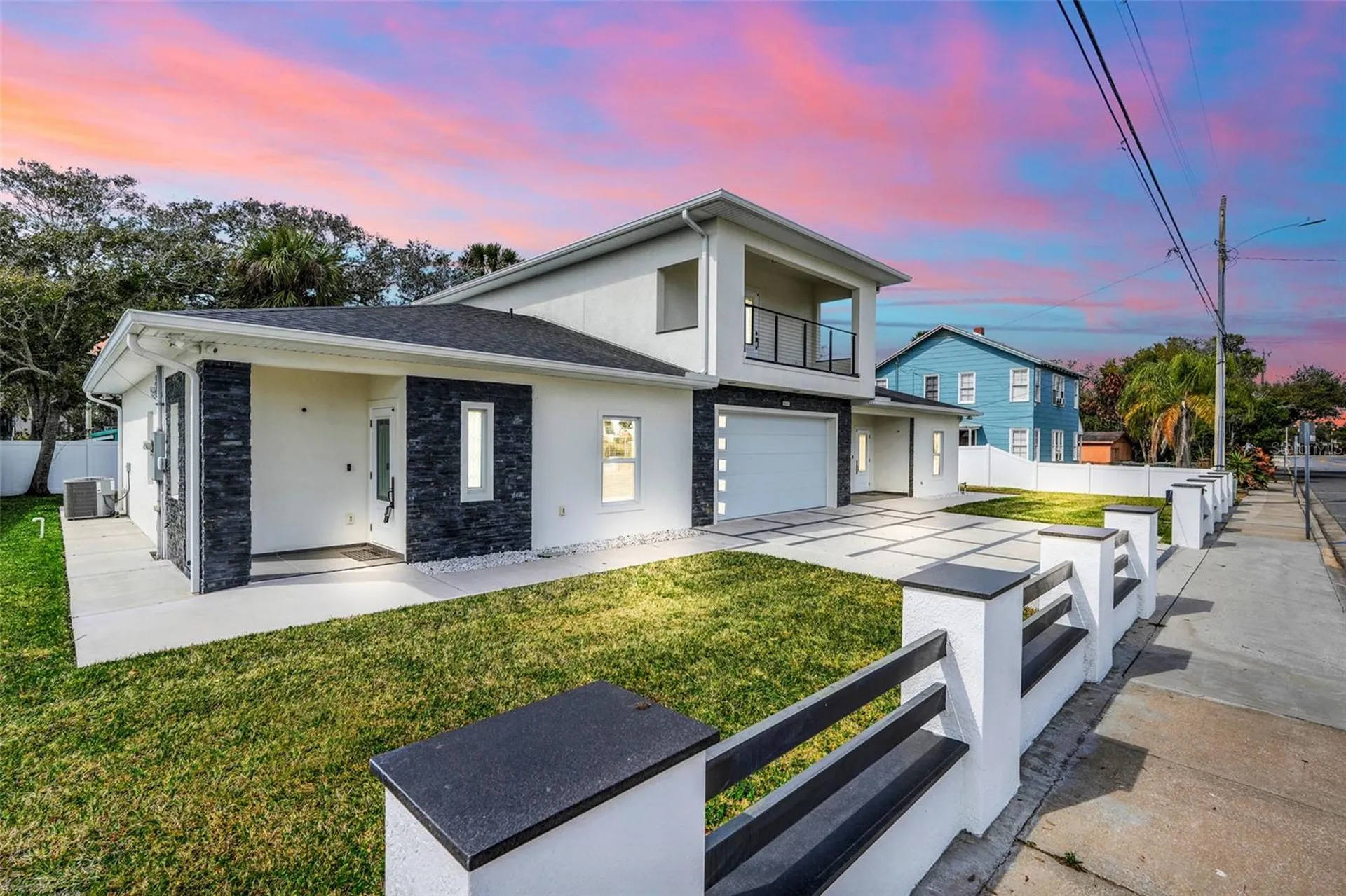 223 N Peninsula Drive Daytona Beach FL 32118