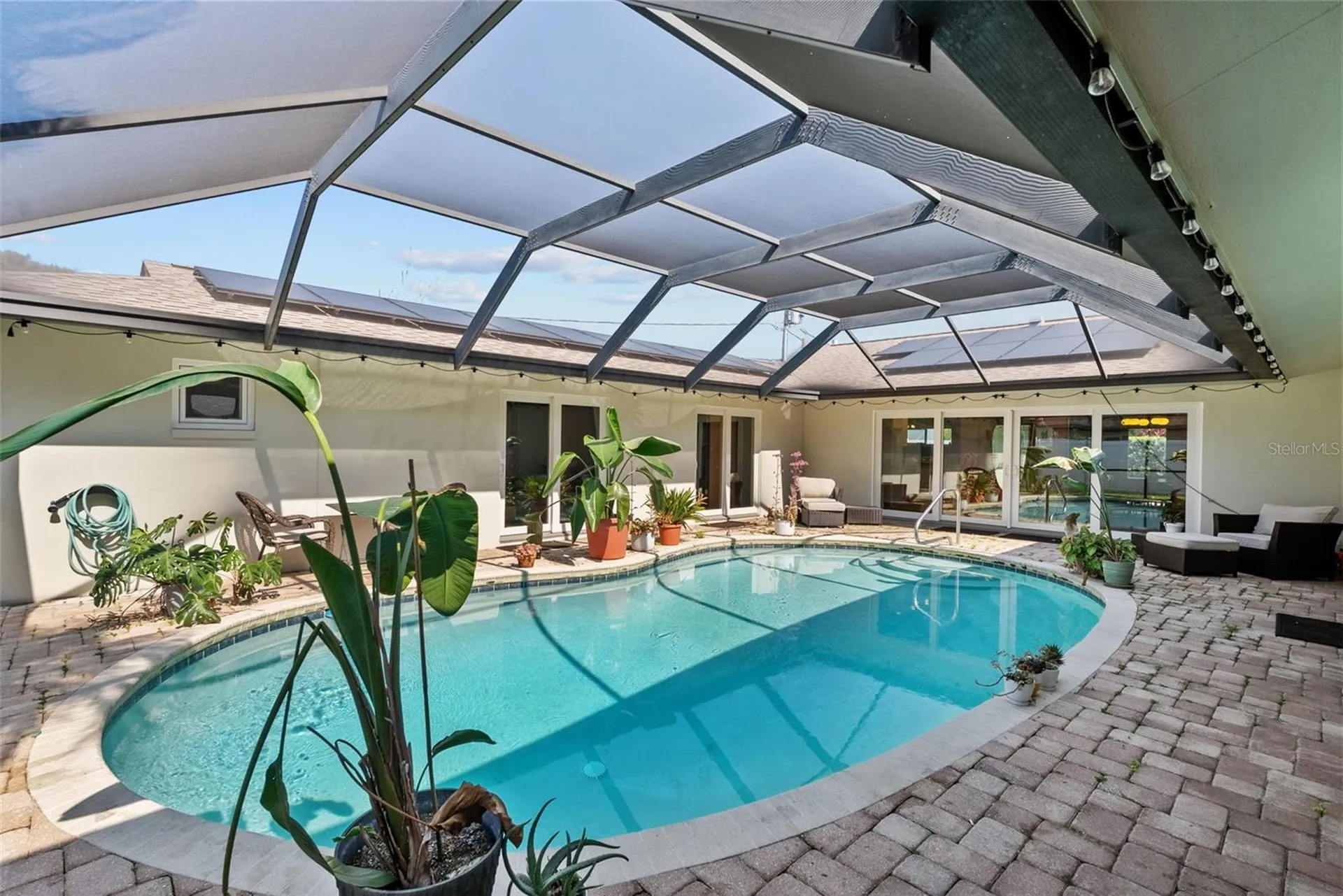 1191 87th Avenue N St Petersburg FL 33702