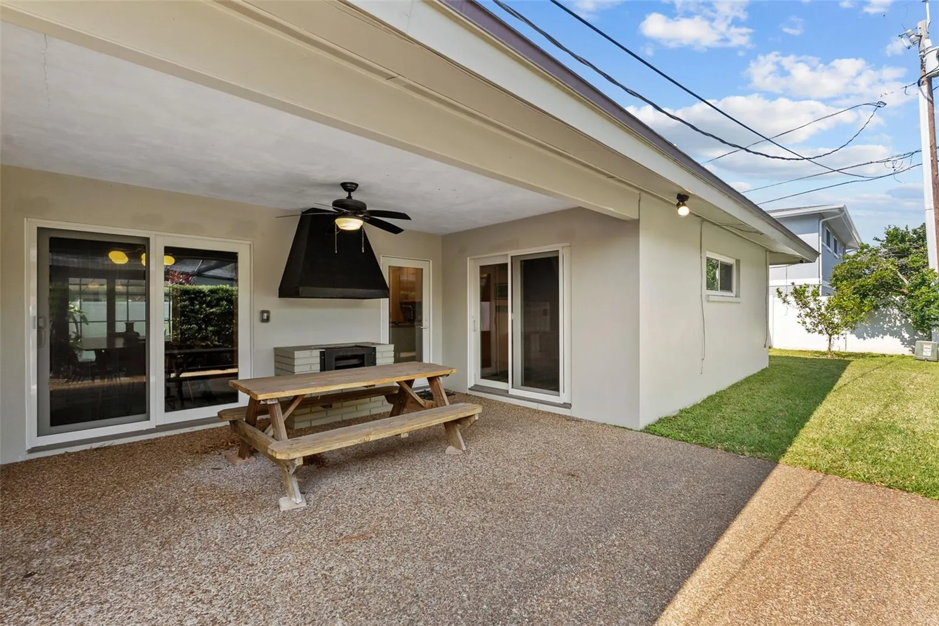 1191 87th Avenue N St Petersburg FL 33702