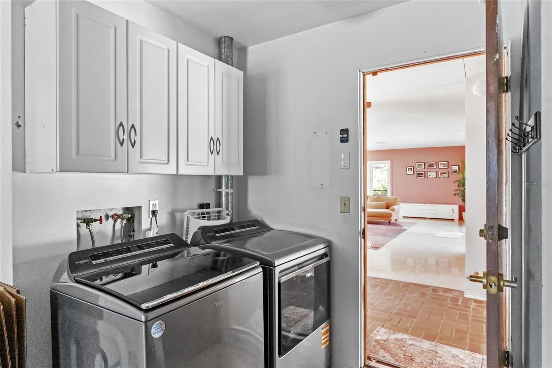 1191 87th Avenue N St Petersburg FL 33702