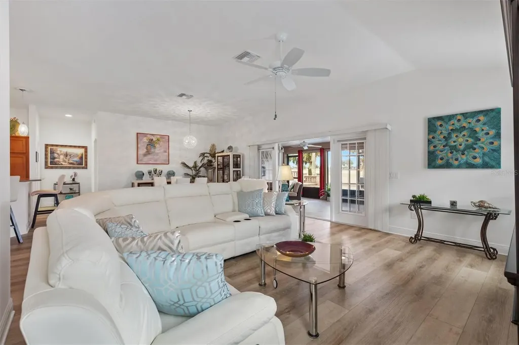 3322 Boardroom Trail The Villages FL 32163