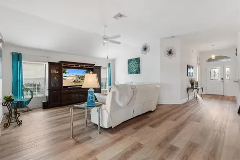 3322 Boardroom Trail The Villages FL 32163