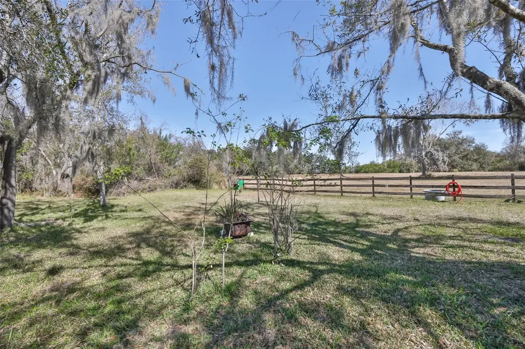 20112 Hobbs Road Wimauma FL 33598