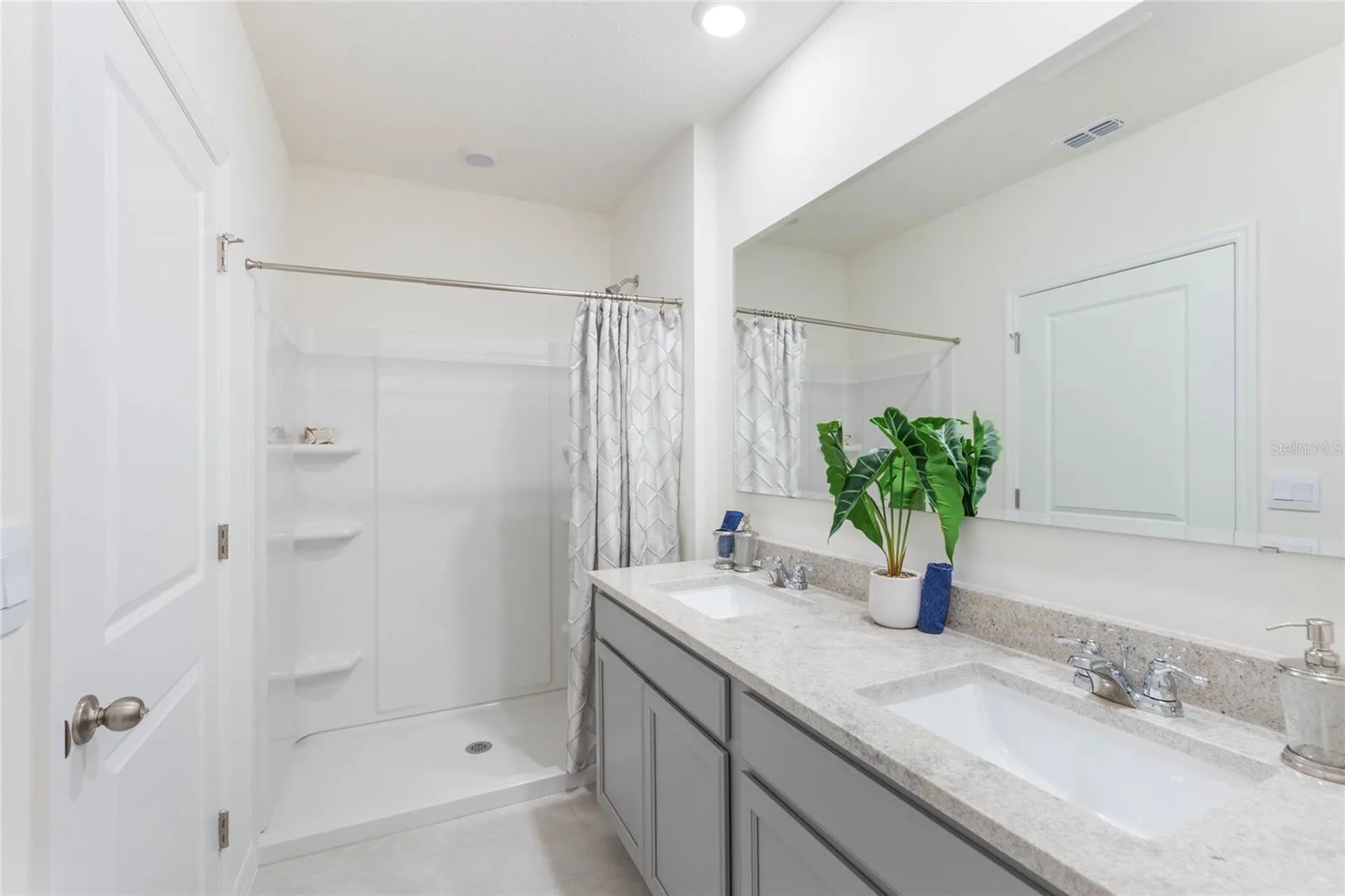 4585 Barberry Avenue Lakeland FL 33811
