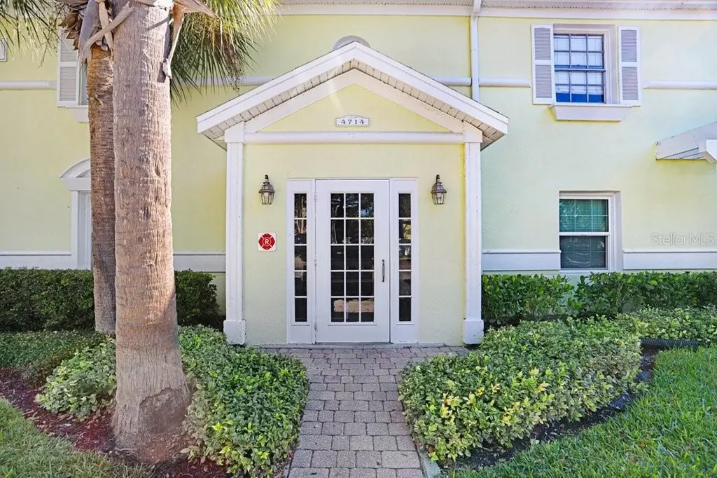 4714 Cobia Drive SE St Petersburg FL 33705