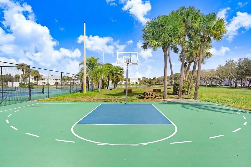 4714 Cobia Drive SE St Petersburg FL 33705