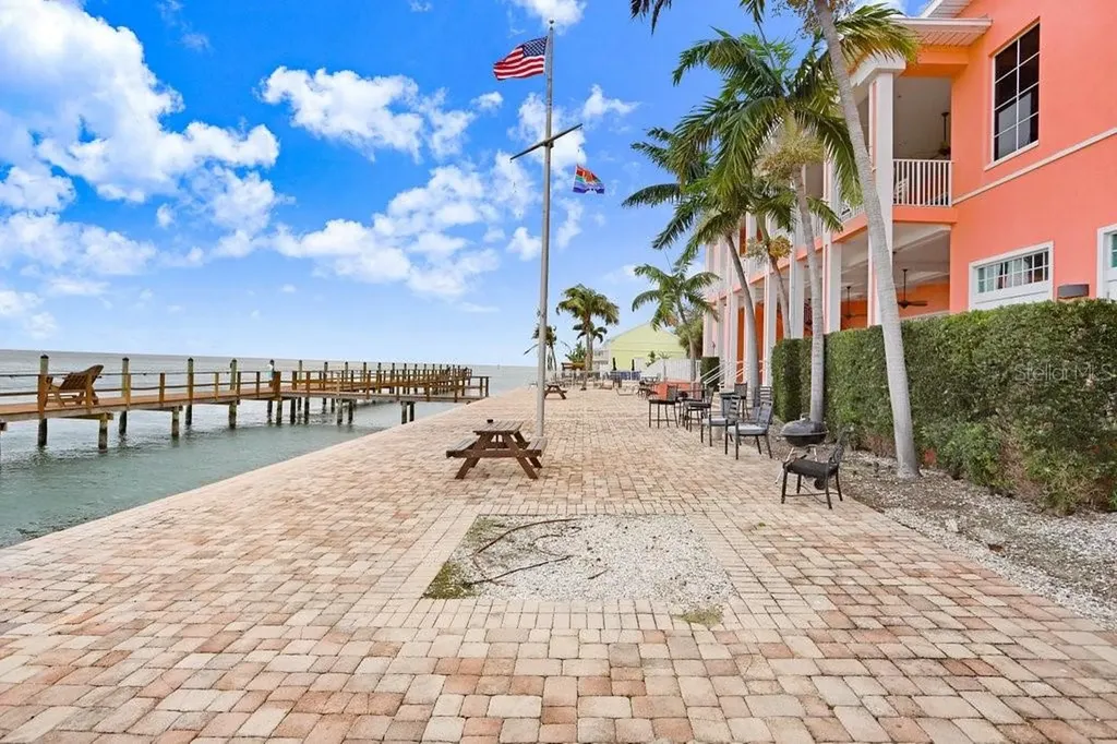4714 Cobia Drive SE St Petersburg FL 33705