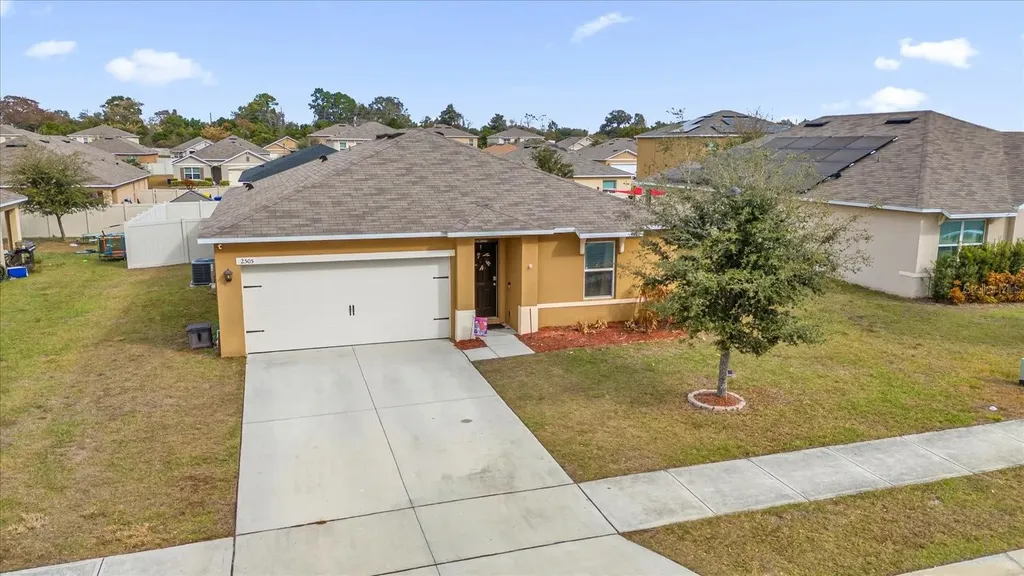 2505 Glacier Express Lane Tavares FL 32778