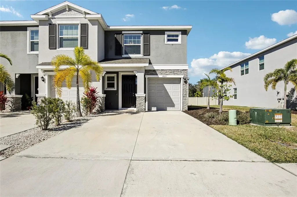 2813 Midnight Pearl Drive Sarasota FL 34240