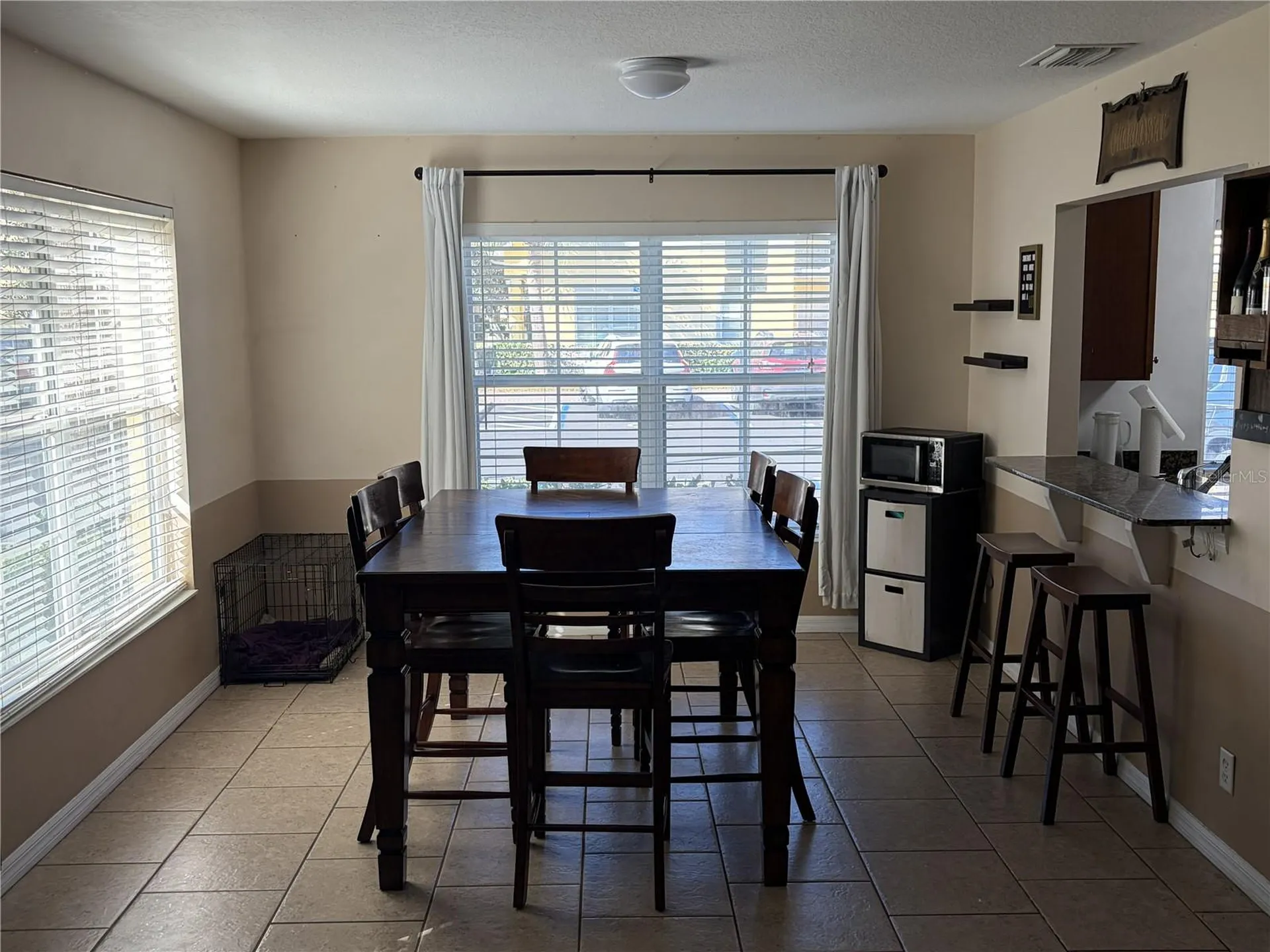 3858 Island Way St Petersburg FL 33705