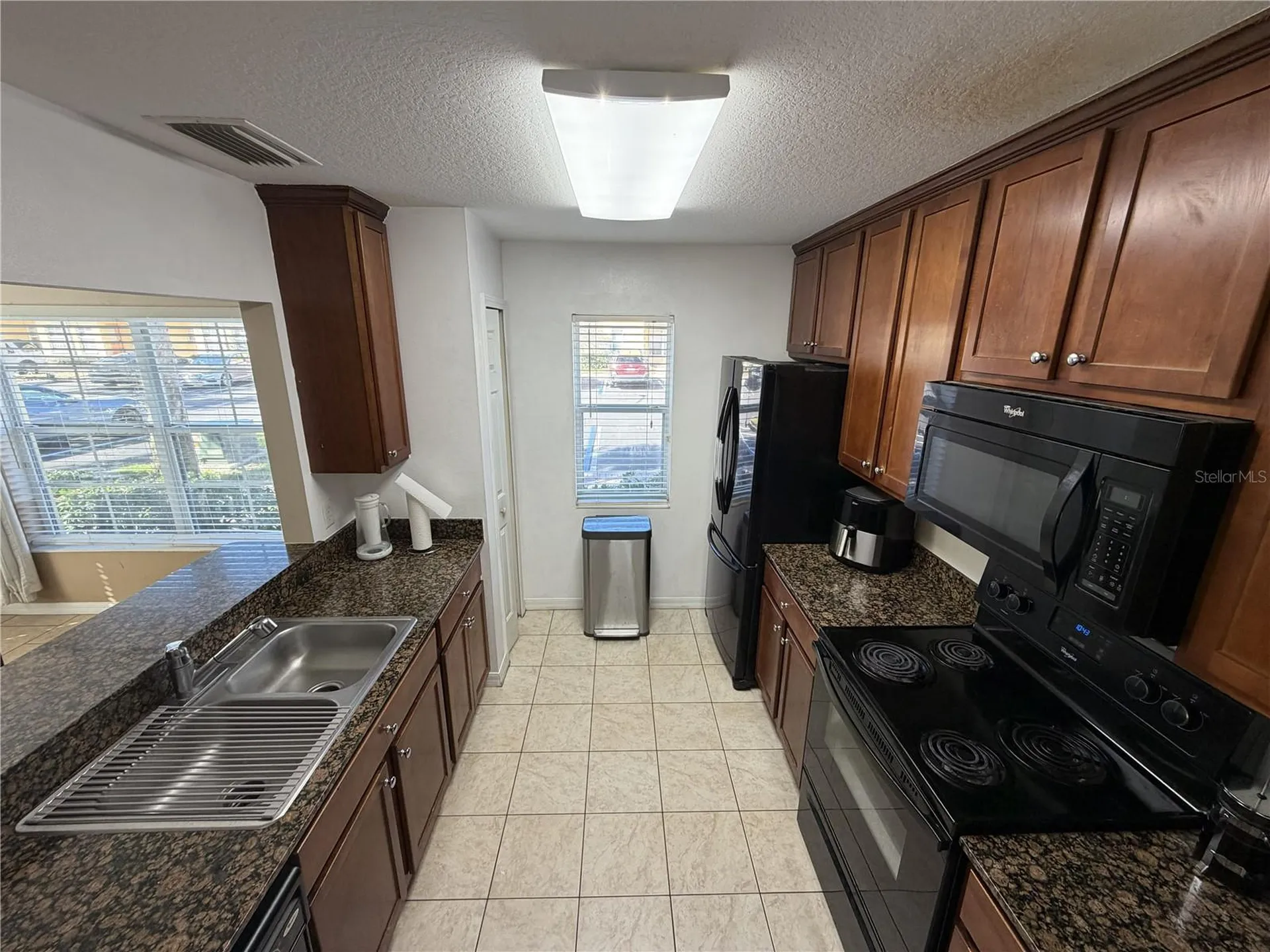 3858 Island Way St Petersburg FL 33705