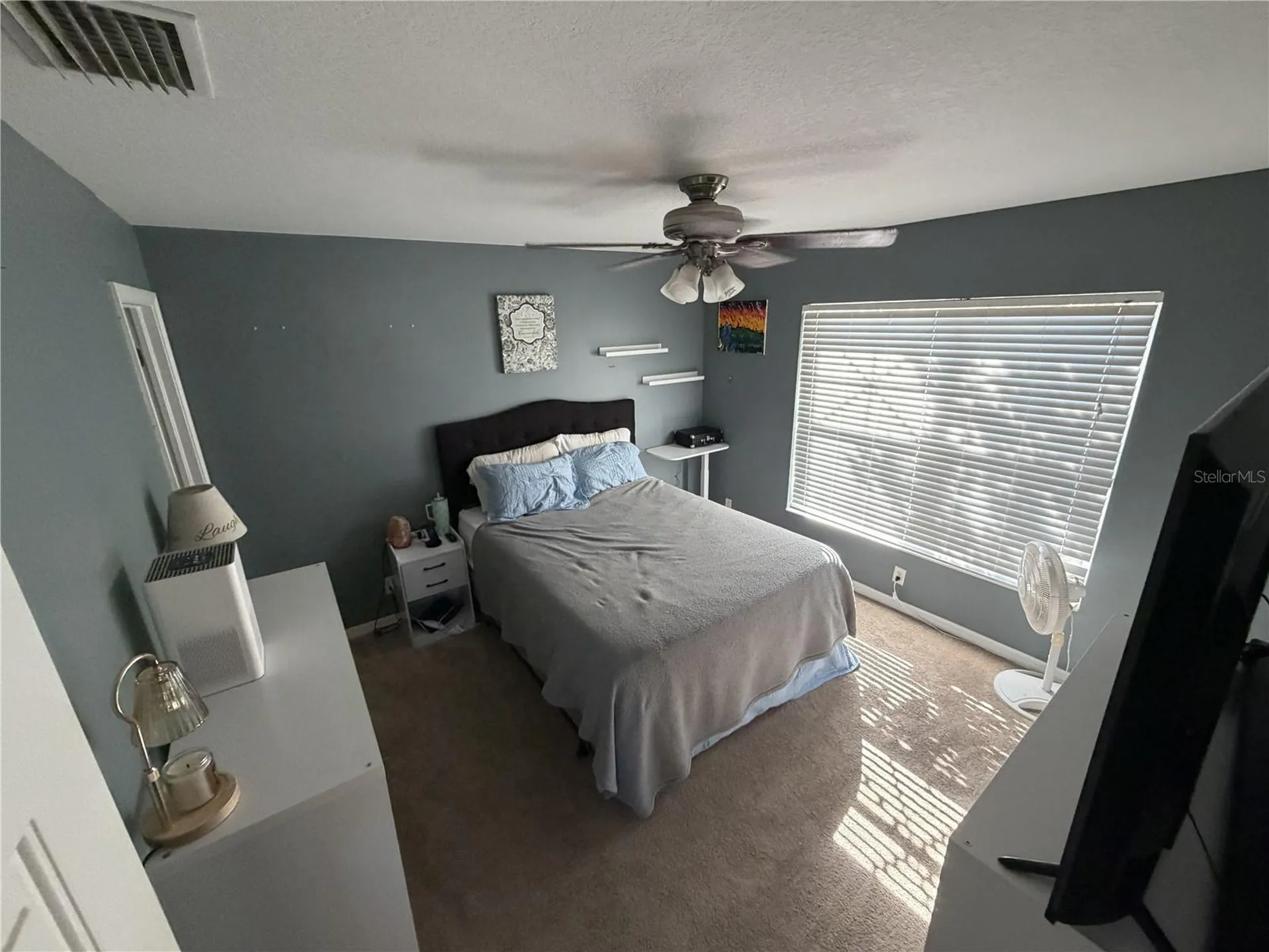 3858 Island Way St Petersburg FL 33705