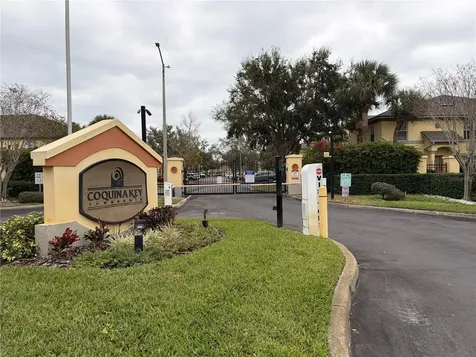 3858 Island Way St Petersburg FL 33705