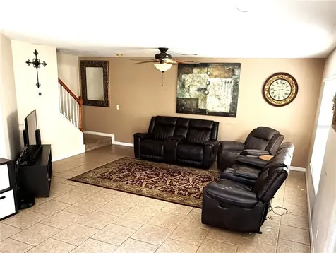 3858 Island Way St Petersburg FL 33705