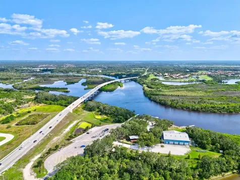 4008 Twin Rivers Trail Parrish FL 34219