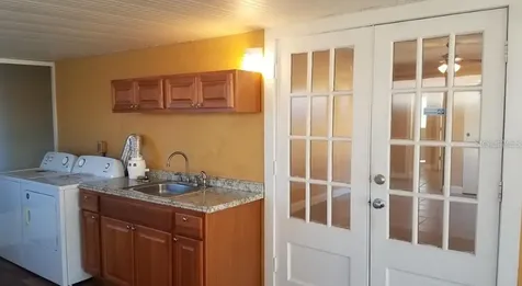 2921 W Walnut Street Tampa FL 33607