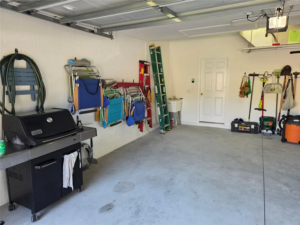 527 Safe Harbor Drive Edgewater FL 32141