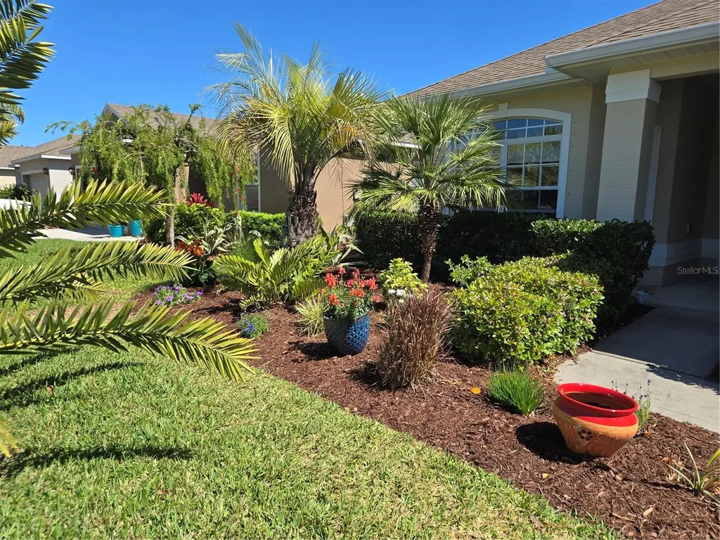 527 Safe Harbor Drive Edgewater FL 32141