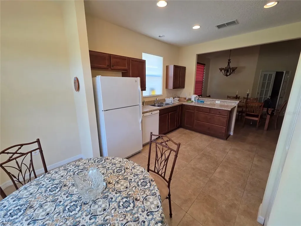 527 Safe Harbor Drive Edgewater FL 32141