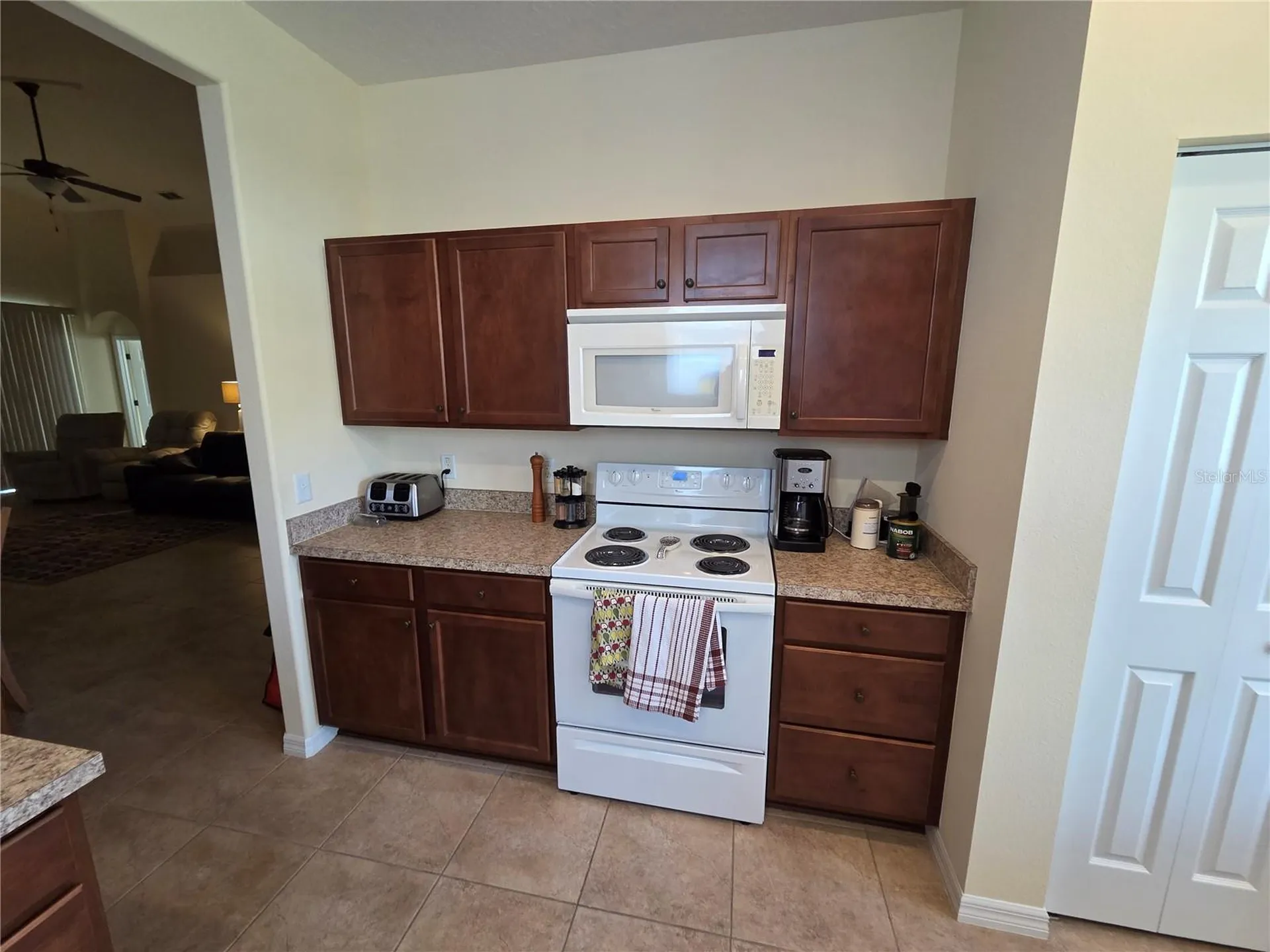 527 Safe Harbor Drive Edgewater FL 32141