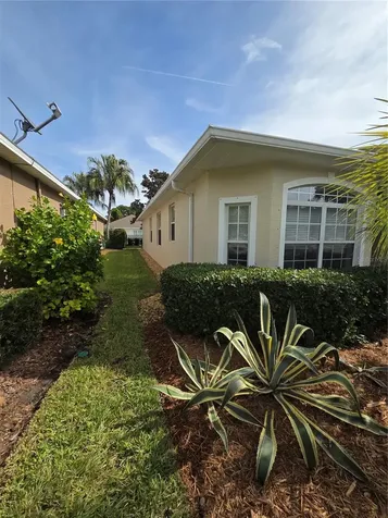 527 Safe Harbor Drive Edgewater FL 32141