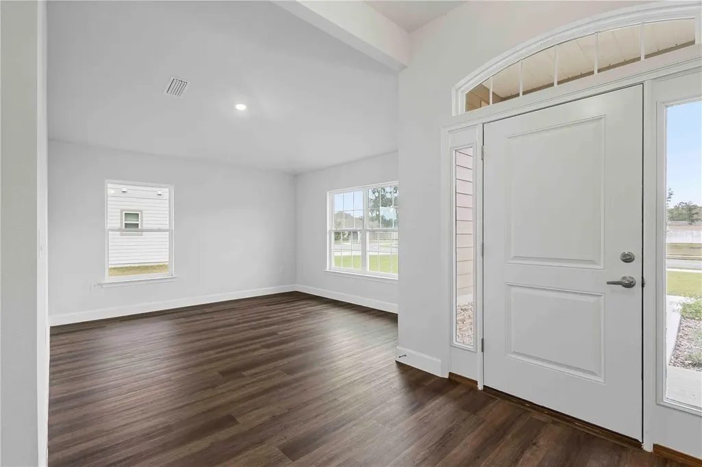 483 SW Bellflower Drive Lake City FL 32024