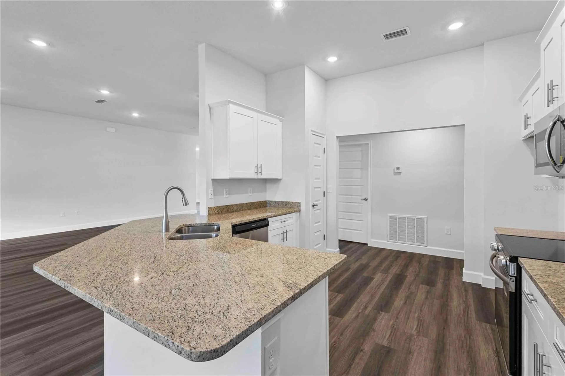483 SW Bellflower Drive Lake City FL 32024
