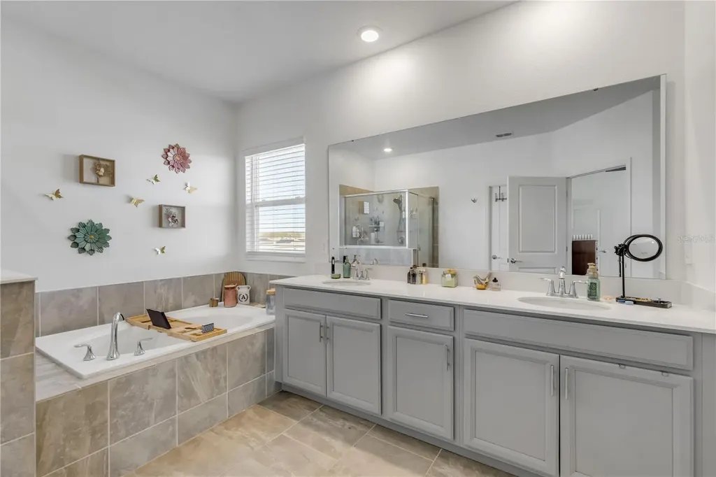 5256 Red Coral Circle Mount Dora FL 32757