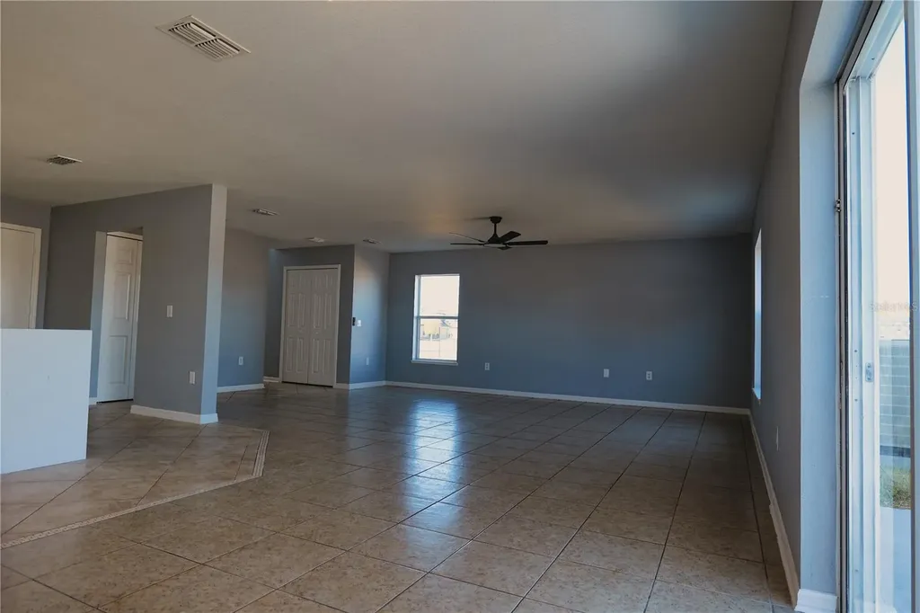 706 Brenton Leaf Drive Ruskin FL 33570