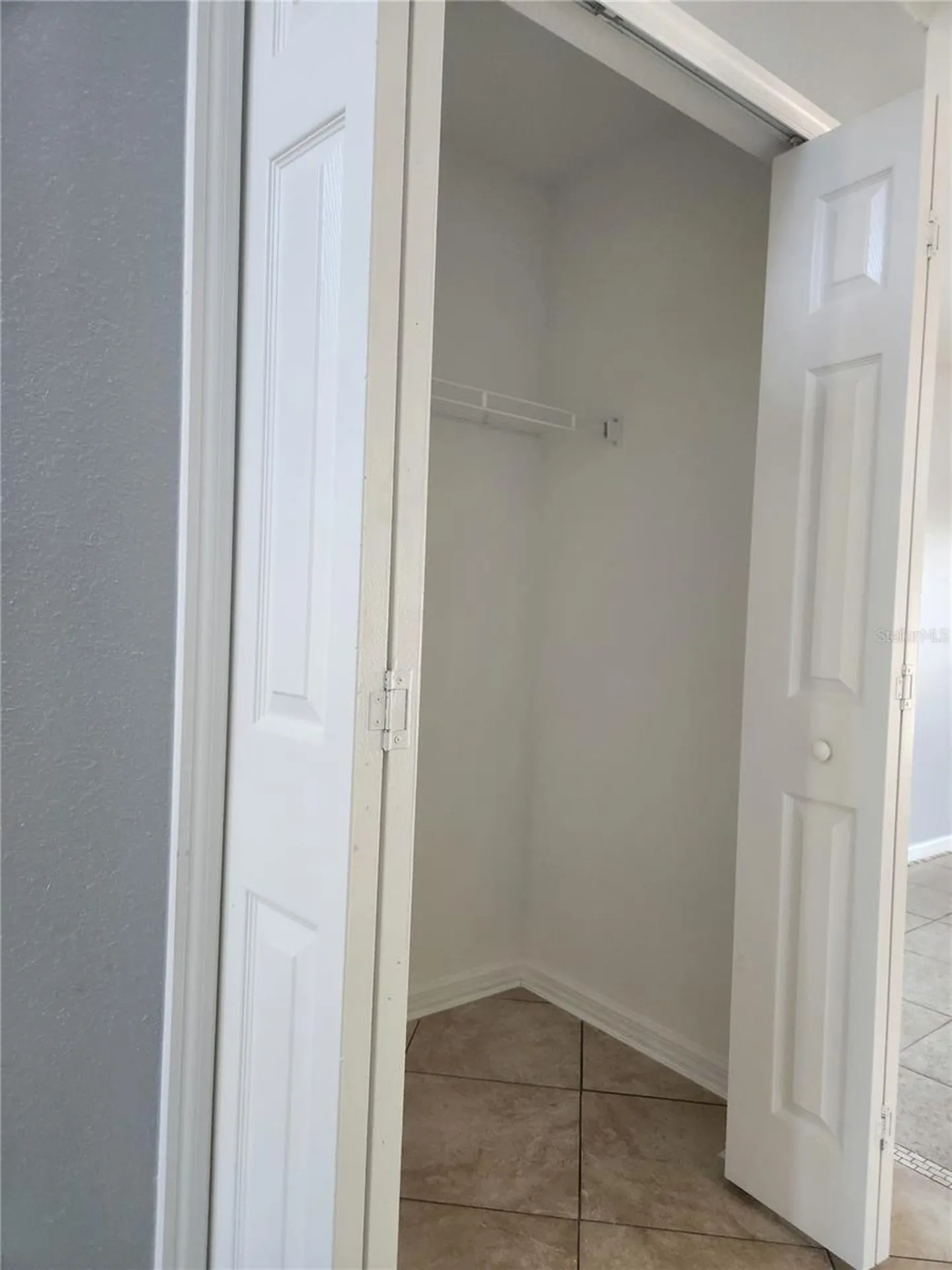 706 Brenton Leaf Drive Ruskin FL 33570