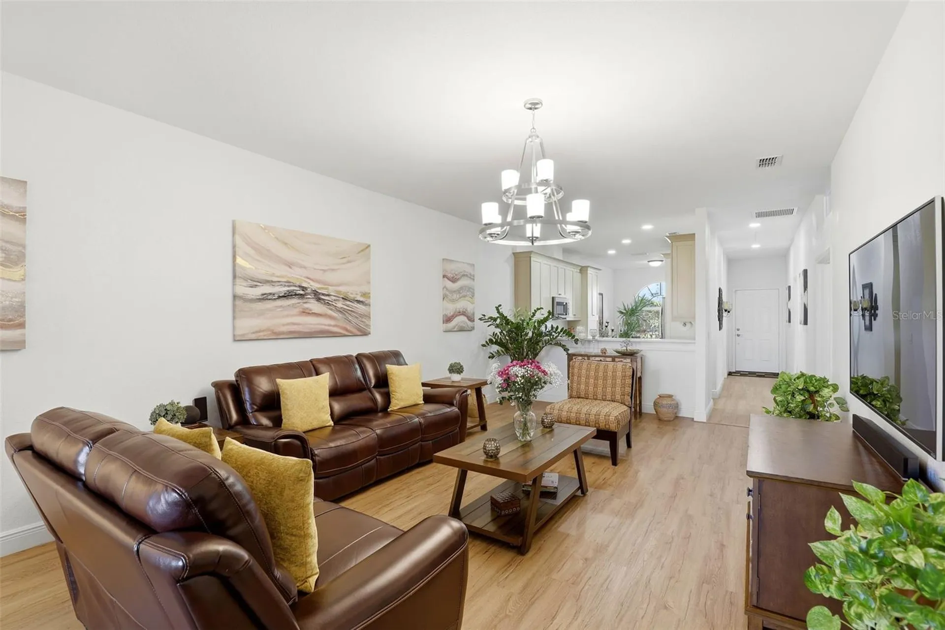 134 Club Villas Lane Kissimmee FL 34744