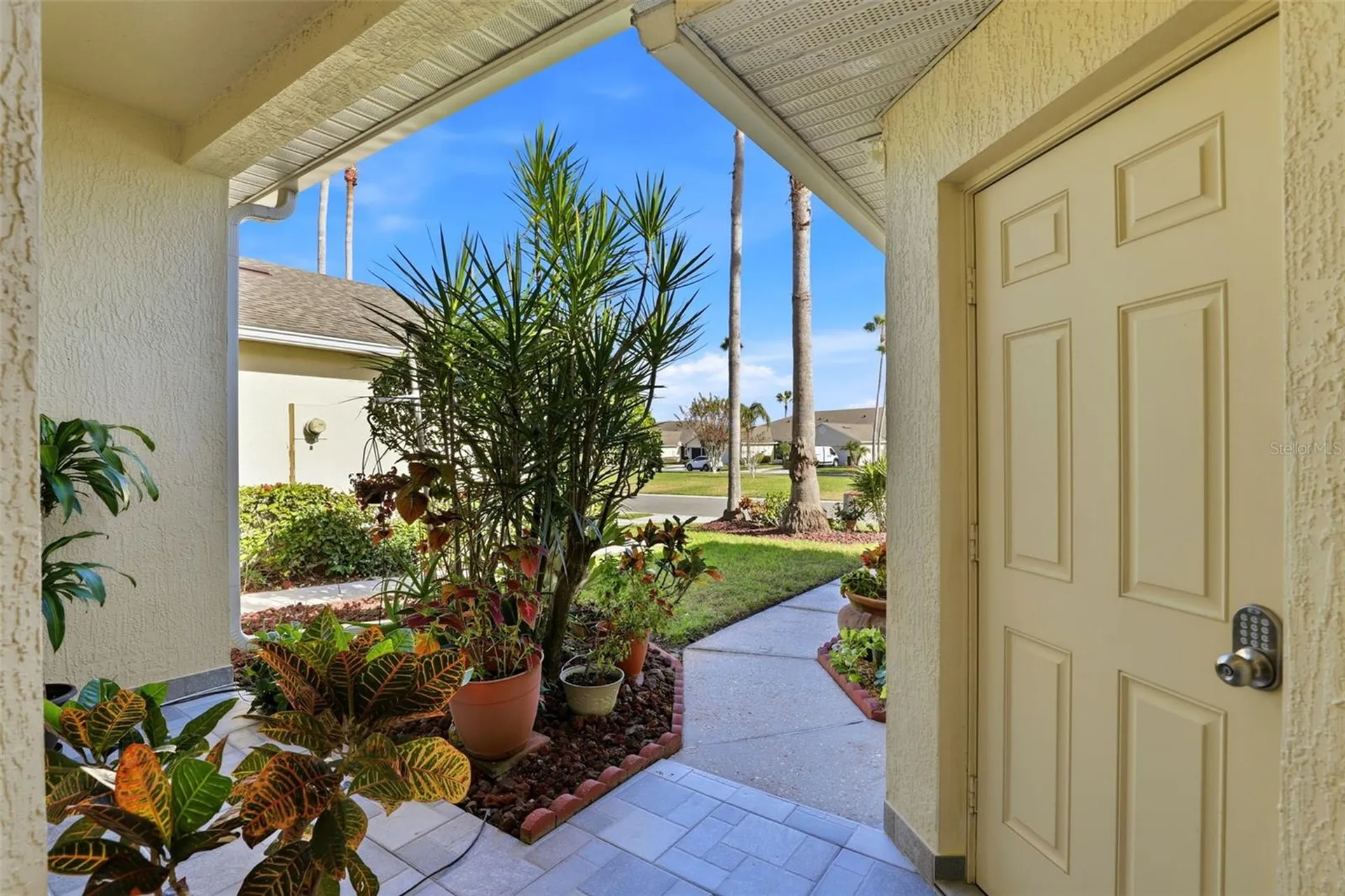 134 Club Villas Lane Kissimmee FL 34744