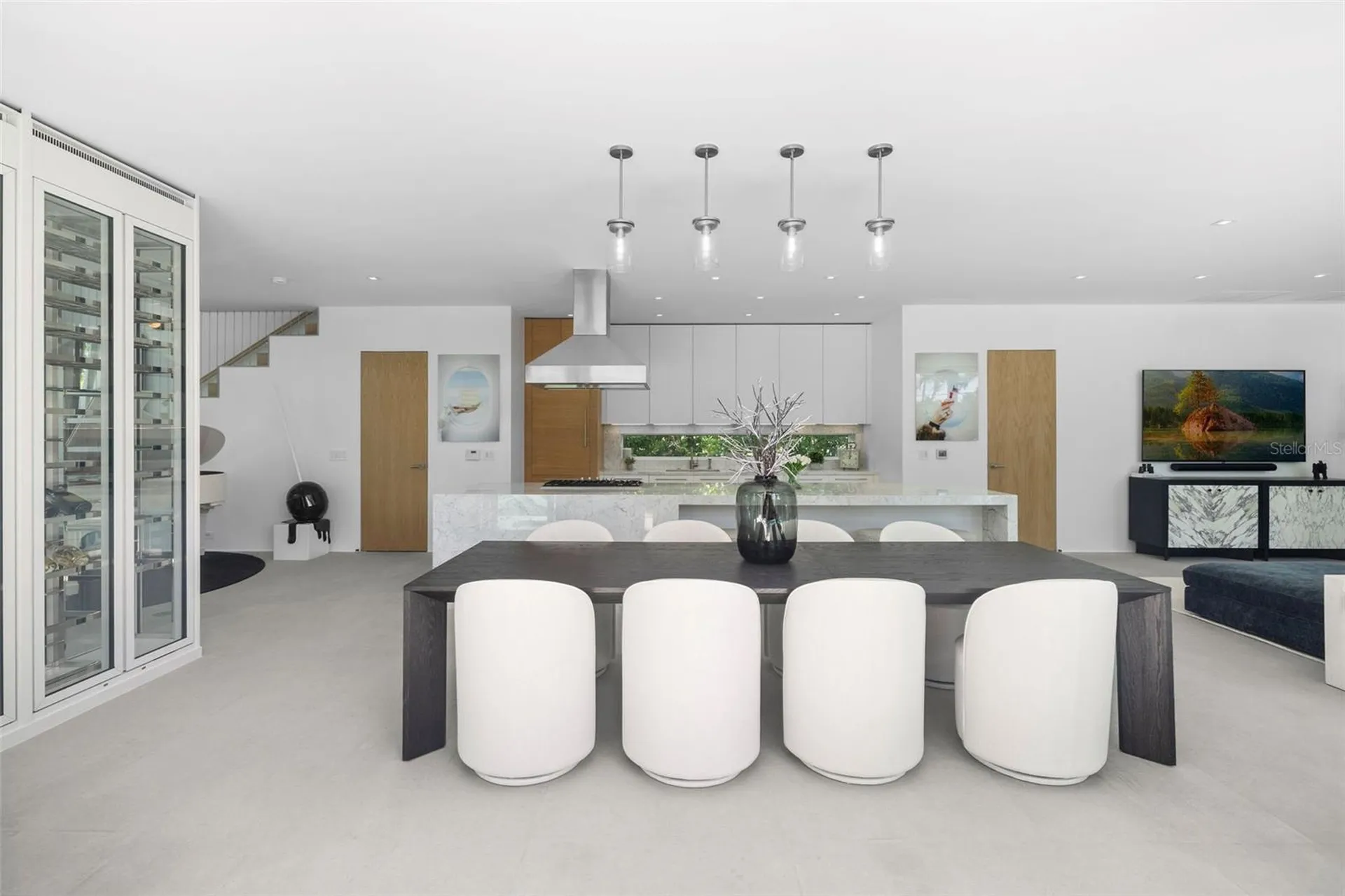 4433 N Bay Road Miami Beach FL 33140