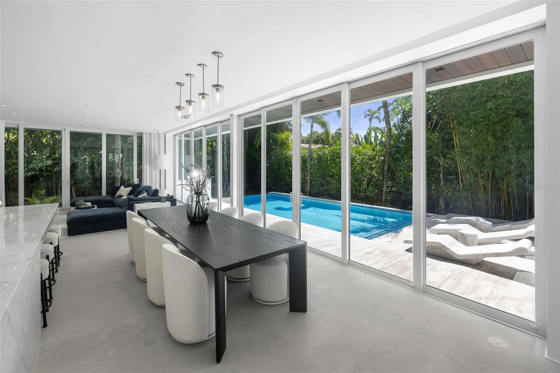 4433 N Bay Road Miami Beach FL 33140