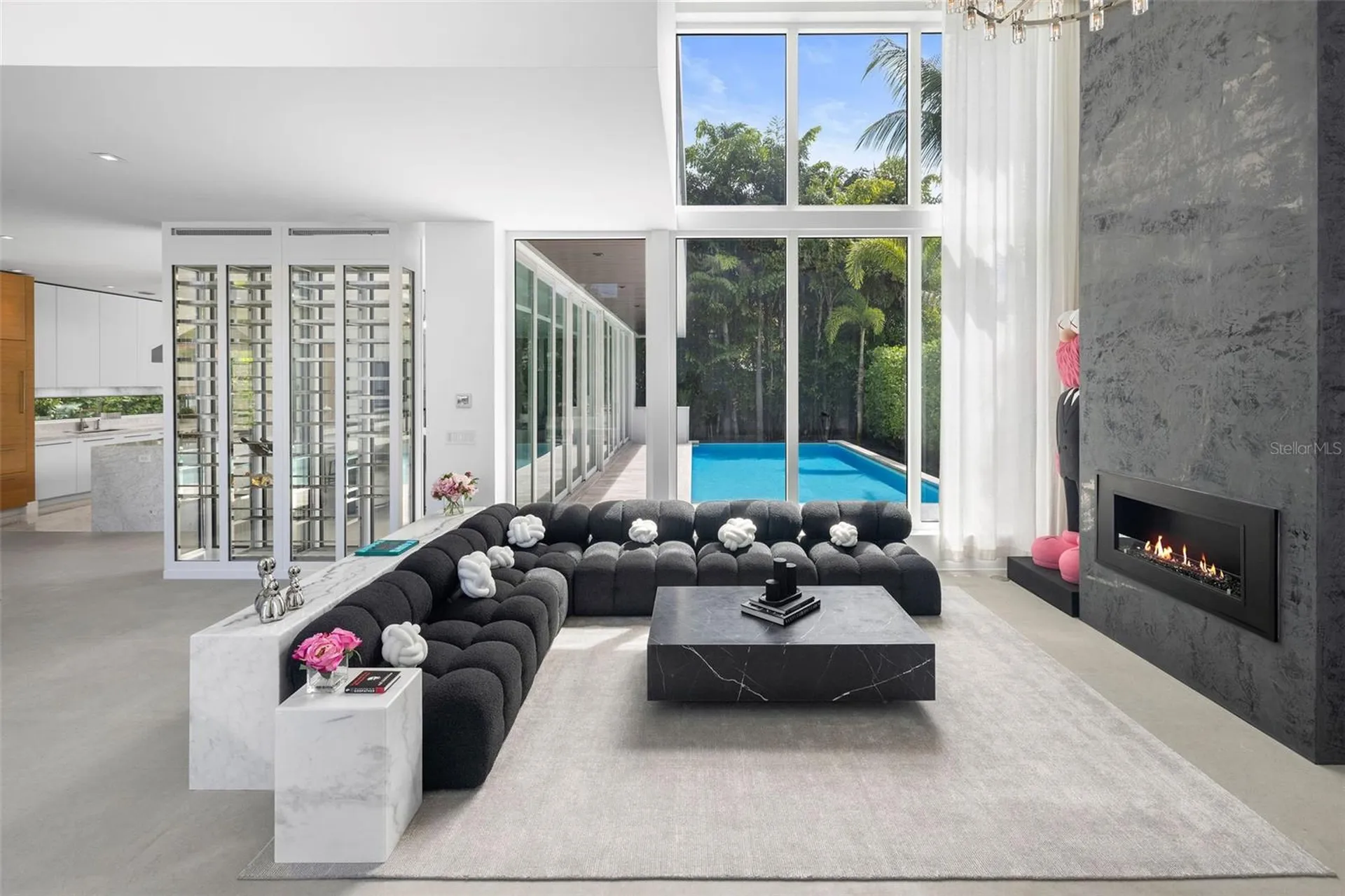 4433 N Bay Road Miami Beach FL 33140