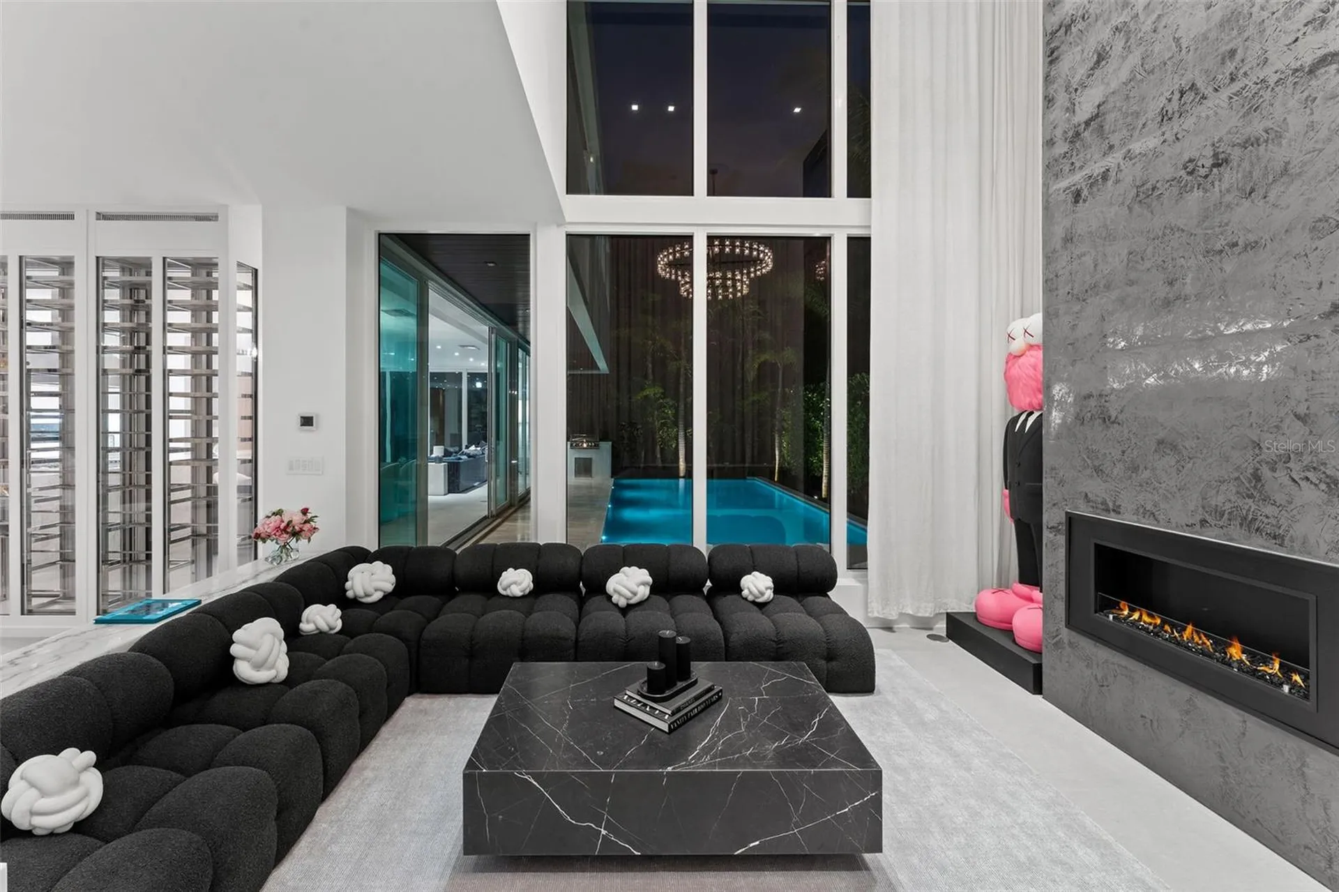 4433 N Bay Road Miami Beach FL 33140
