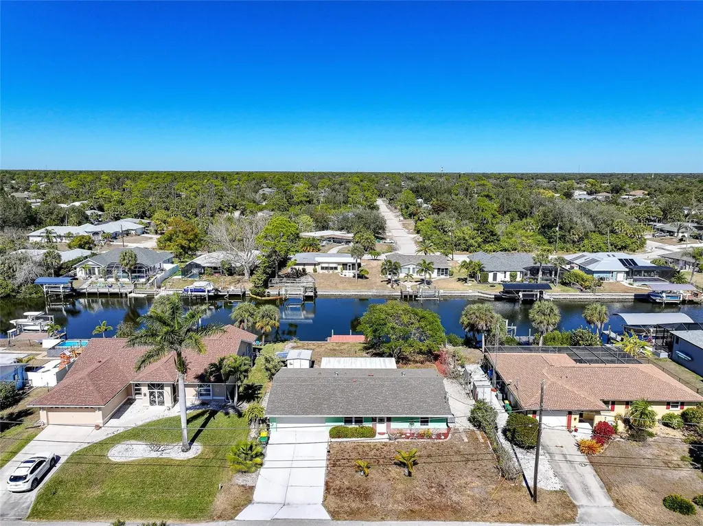 18366 Burkholder Circle Port Charlotte FL 33948