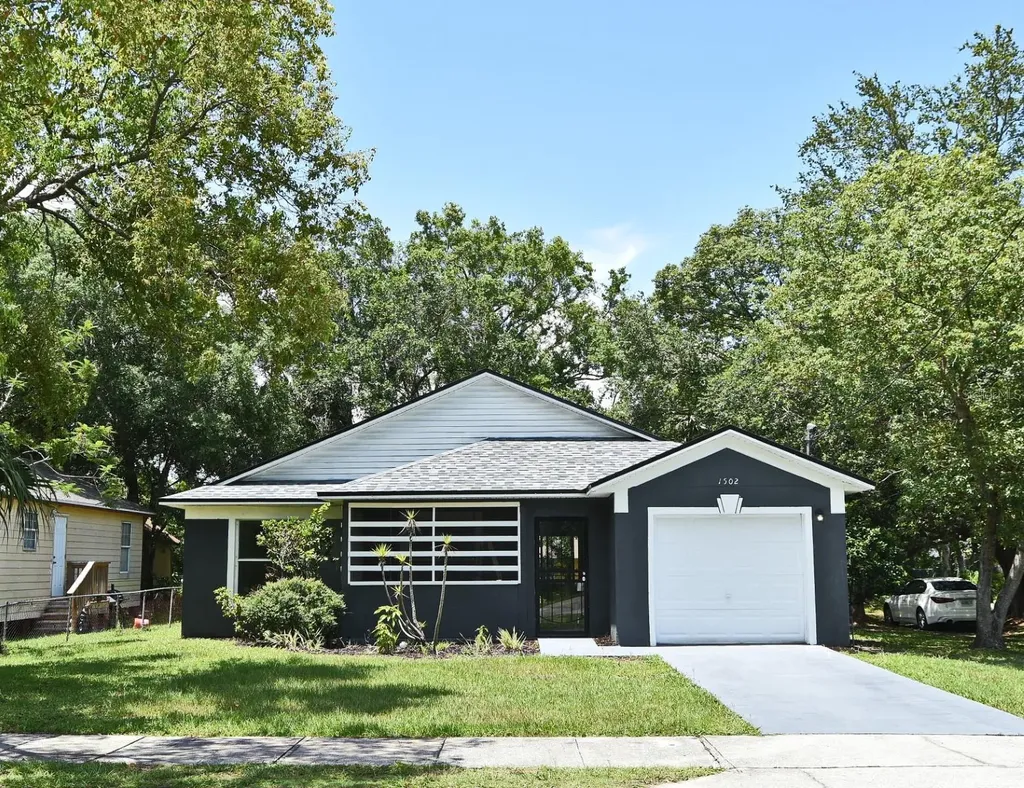 1502 W 16th Street Sanford FL 32771