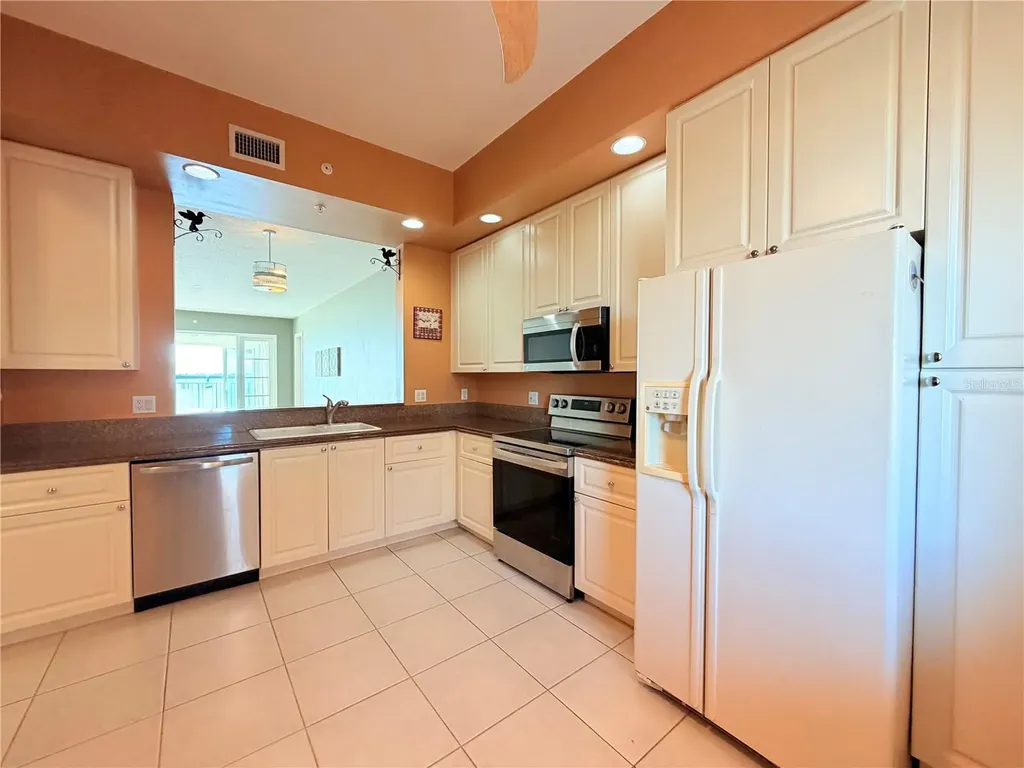 29 Harbour Isle Hutchinson Island FL 34949