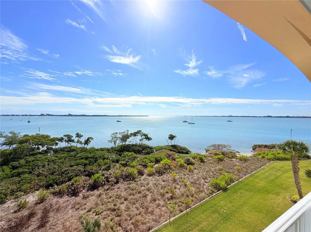 29 Harbour Isle Hutchinson Island FL 34949