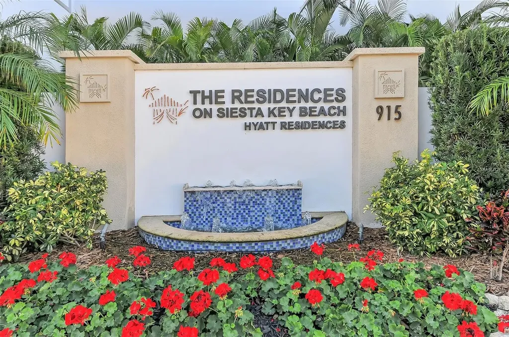 915 Seaside Drive Sarasota FL 34242