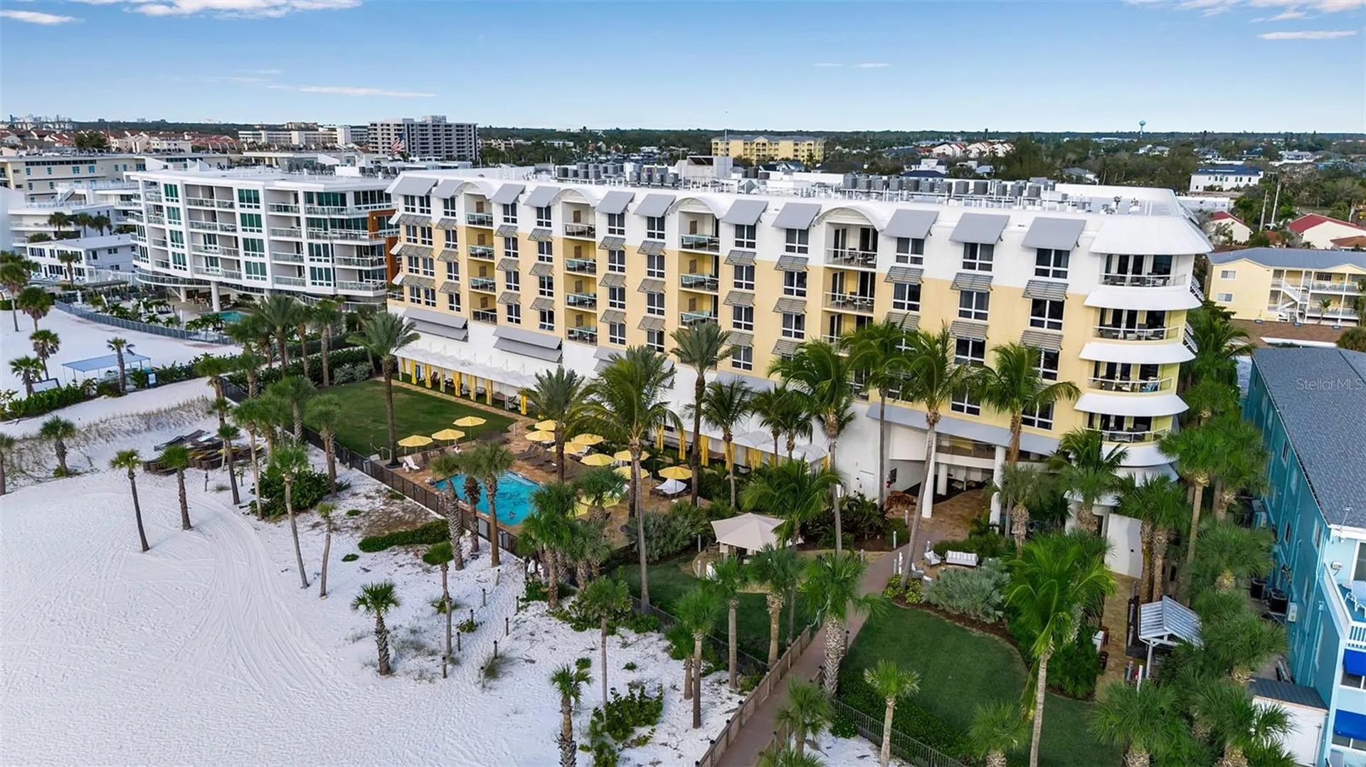 915 Seaside Drive Sarasota FL 34242