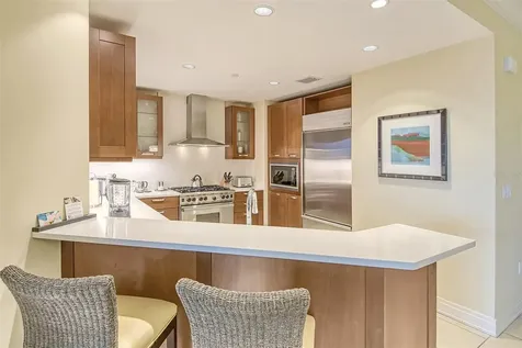 915 Seaside Drive Sarasota FL 34242