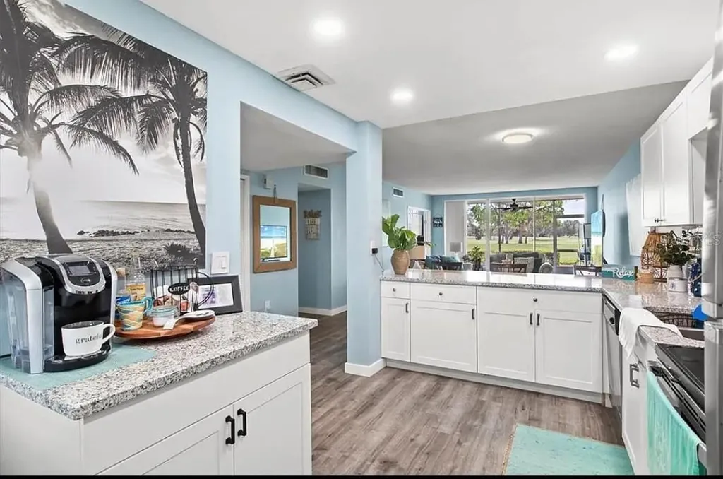 7461 W Country Club Drive N Sarasota FL 34243