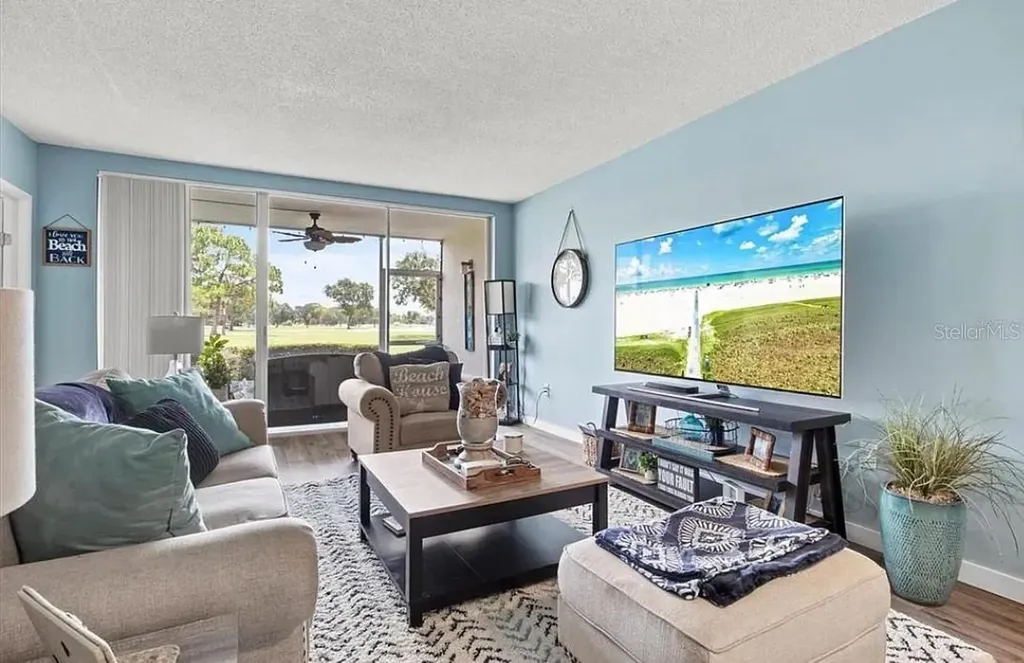 7461 W Country Club Drive N Sarasota FL 34243