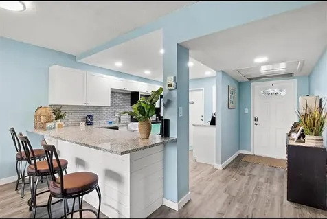 7461 W Country Club Drive N Sarasota FL 34243