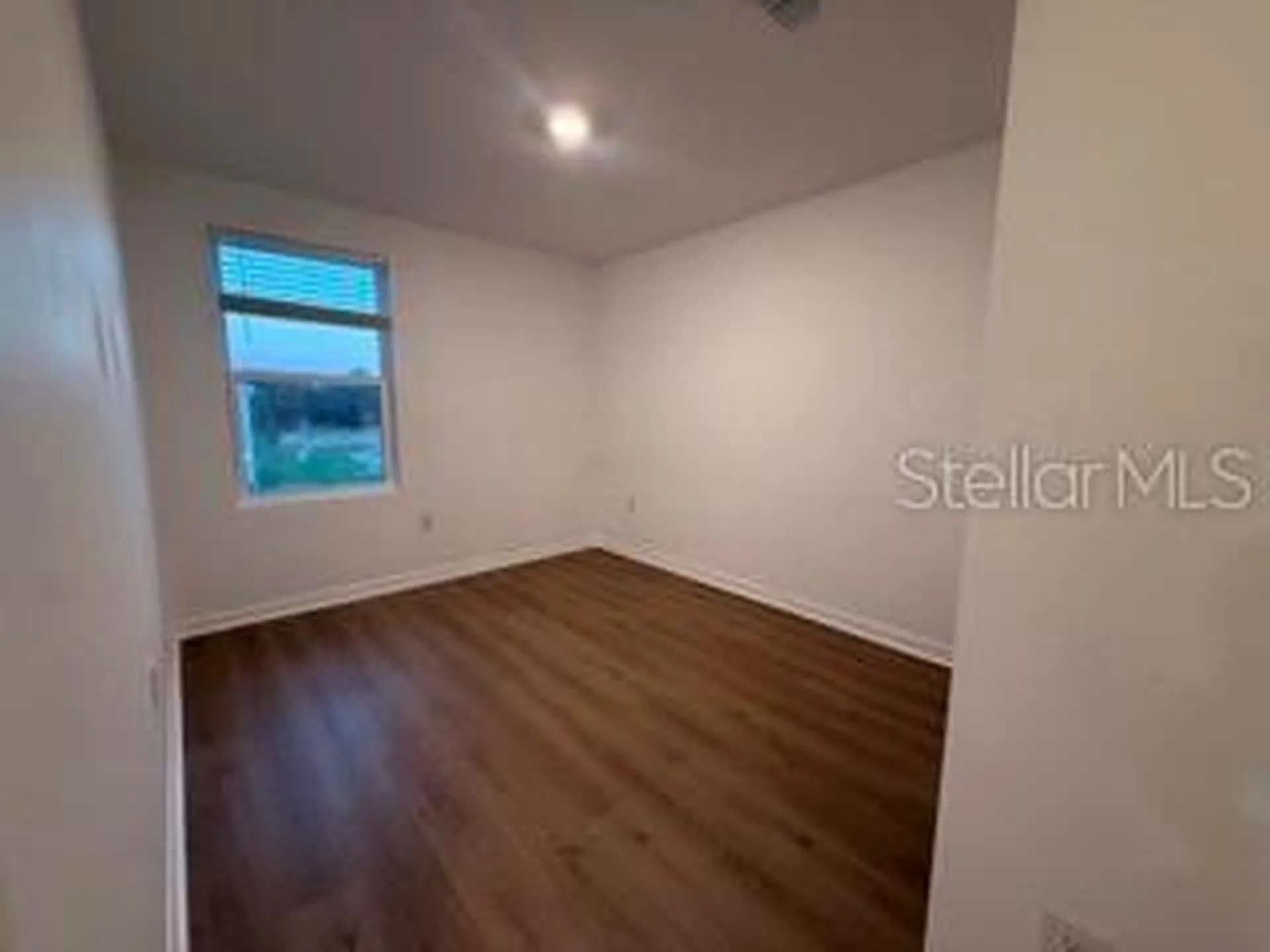 2906 Canary Avenue Davenport FL 33837