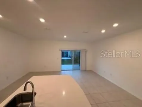 2906 Canary Avenue Davenport FL 33837