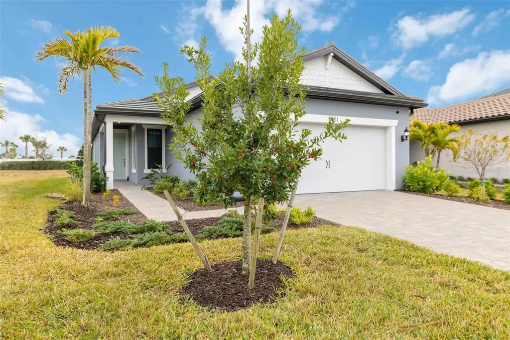 5811 Silverside Pine Court Lakewood Ranch FL 34211